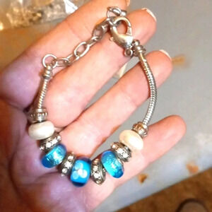 Lovita Charm Bracelet Sky Blue Flower